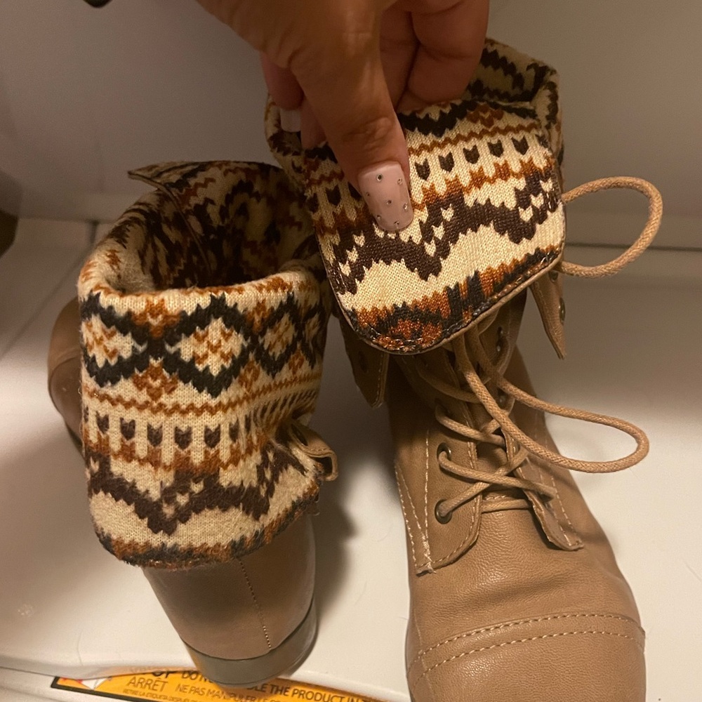 Versatile boot